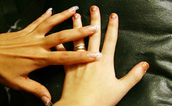 手や二の腕のむくみの予防・改善方法を解説