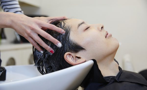 実はヘッドスパは男性向けメニューだった！？うれしい頭皮への効果